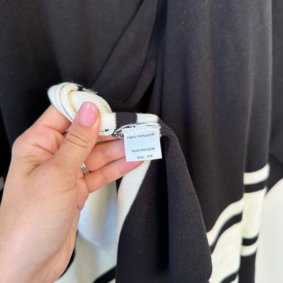 Elan Striped Cardigan Poncho Black White O/S NWT - Picture 6 of 10